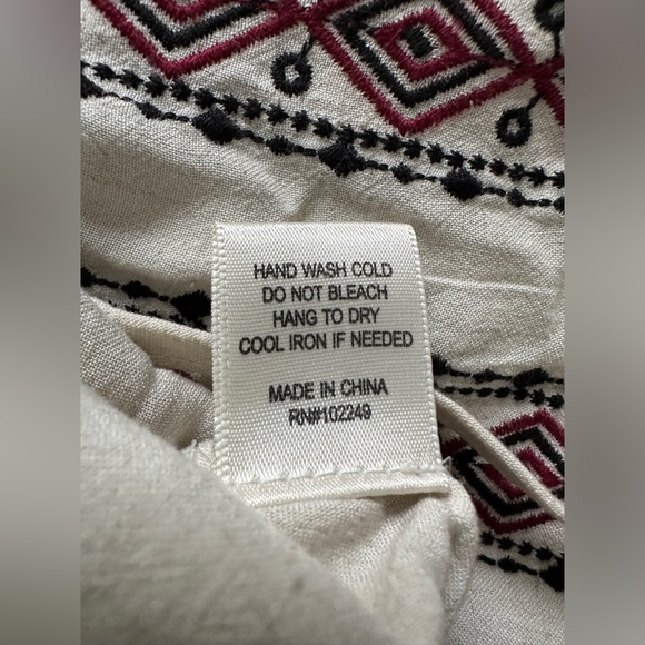 CJLA “Ivy” Embroidered Boho Blouse, size Lg - Picture 6 of 8